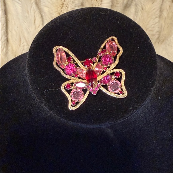 Alice Caviness Jewelry - Gorgeous Vintage Alice Caviness Gold and Pink Rhinestone Butterfly Brooch
